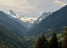 Apartment in Veysonnaz Near Ski Lift