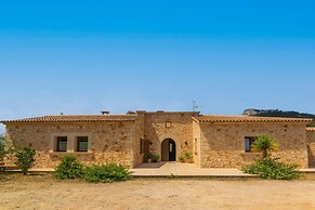 S'albarcoquer - Villa With Private Pool In S'horta