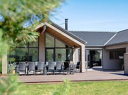 5 Star Holiday Home in Romo