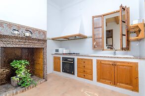 - House In