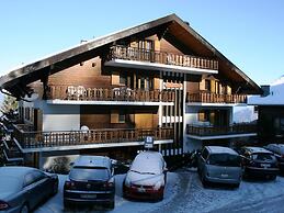 Charming Apartment With Valley