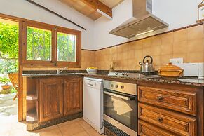 Villa in Pollenca With Private Pool & Garden