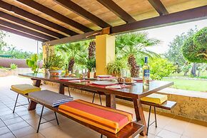 Villa in Pollenca With Private Pool & Garden