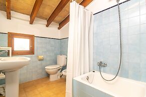 Villa in Pollenca With Private Pool & Garden