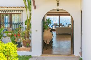 Villa Sol Naixent - Villa With Private Pool