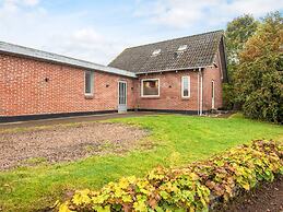 6 Person Holiday Home in Ansager