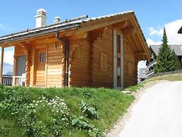 Christoph Standing & Calm Chalet 10 Pers