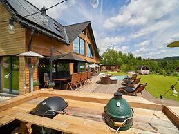 Welcoming Villa With Amenities