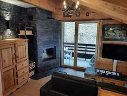 Cozy Apartment With Rhone Valley View