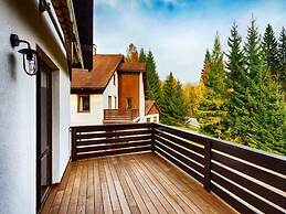 Spacious Apartment With Easy Connectivity