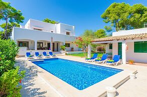 Villa in Cala D'or Near Cala Gran Beach
