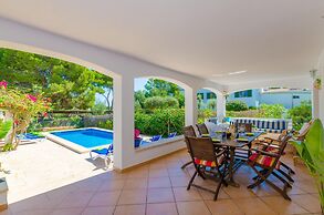 Villa in Cala D'or Near Cala Gran Beach