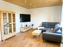 Spacious Villa With Swimming Pool