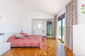 La Primera - Villa With Private Pool In Sa Torre