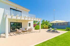 La Primera - Villa With Private Pool In Sa Torre