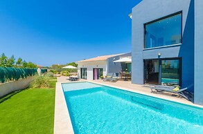 La Primera - Villa With Private Pool In Sa Torre