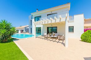 La Primera - Villa With Private Pool In Sa Torre