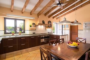 Casa En Moscari - Villa With Private Pool