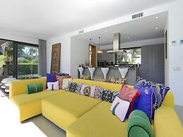 Holiday Home With Manicured Gardens