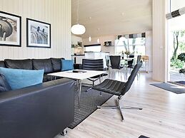 5 Star Holiday Home in Grossenbrode