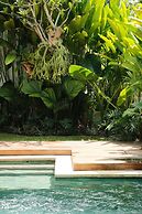 Casa Mahesa Villas