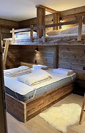 Chalet With Stunning View and Jacuzzi