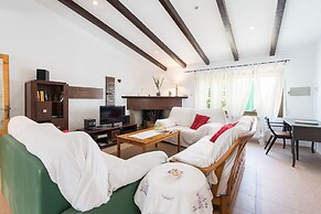 Villa in Campanet With Private Pool & Tennis