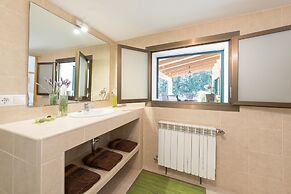 Villa in Campanet With Private Pool & Tennis