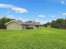 5 Star Holiday Home in Vaeggerlose