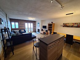 Mountain Apartment With Parking