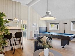5 Star Holiday Home in Romo