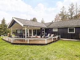 4 Star Holiday Home in Vaeggerlose