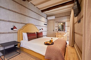 THE PINTA Boutique Hotel