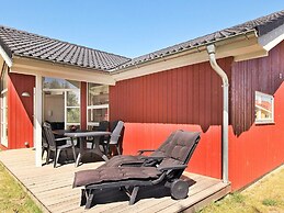 5 Star Holiday Home in Grossenbrode