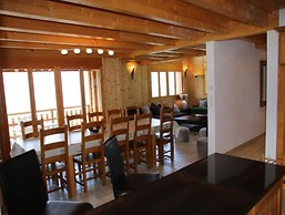 Spacious Chalet Amidst Mountains