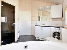 5 Star Holiday Home in Grossenbrode