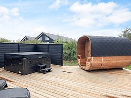 5 Star Holiday Home in Hojslev