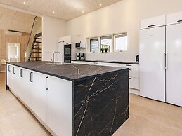 5 Star Holiday Home in Hojslev