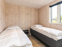 5 Star Holiday Home in Hojslev