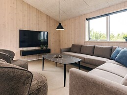 5 Star Holiday Home in Hojslev