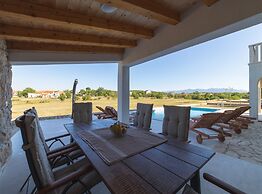 Idyllic Getaway Lovrec Villa With Pool