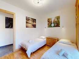 Apartment With Sauna Access