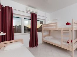 Hostel Free Bird