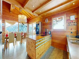Etoiles des Neiges Luxe & Jacuzzi Chalet