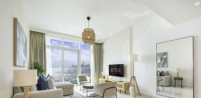 LUX The Atlantis Palm View Suite