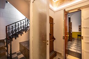 Alloro House With Terrace by Wonderful Italy