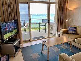 The Dolphins 7 - A View To Remember