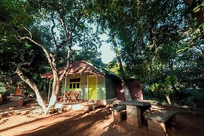 Commune18 Resorts