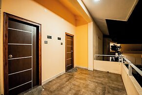 Commune18 Resorts