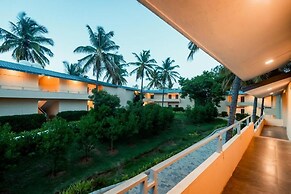 Commune18 Resorts